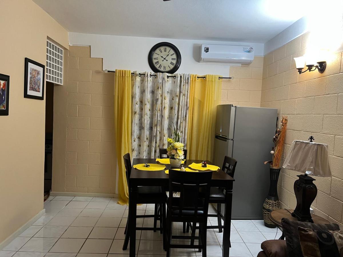 Lovely Modern 1Bedroom Overlooking Carribean Sea. Ocho Rios Exterior photo